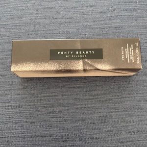 Fenty Beauty Pro Filt’r Soft Matte Foundation Color 420